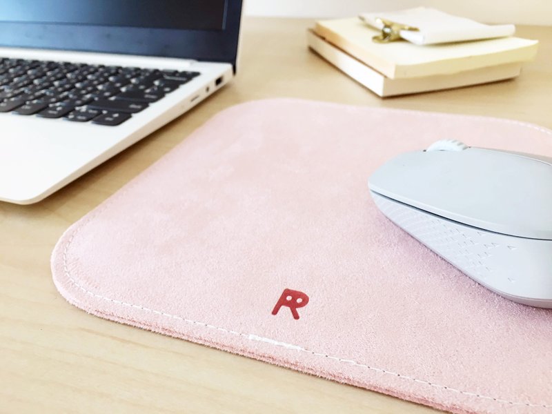 亲肤鼠标垫_粉红色麂皮布x可水洗牛皮纸 - 鼠标垫 - 其他材质 粉红色