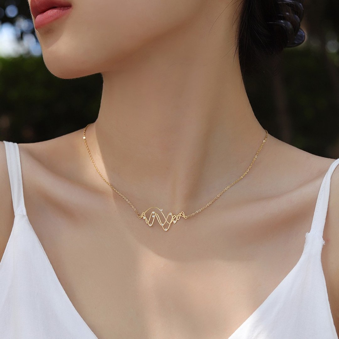 星座项链 | 水瓶座 | 女锁骨链 | 钛钢 镀18K金 - 项链 - 不锈钢 金色