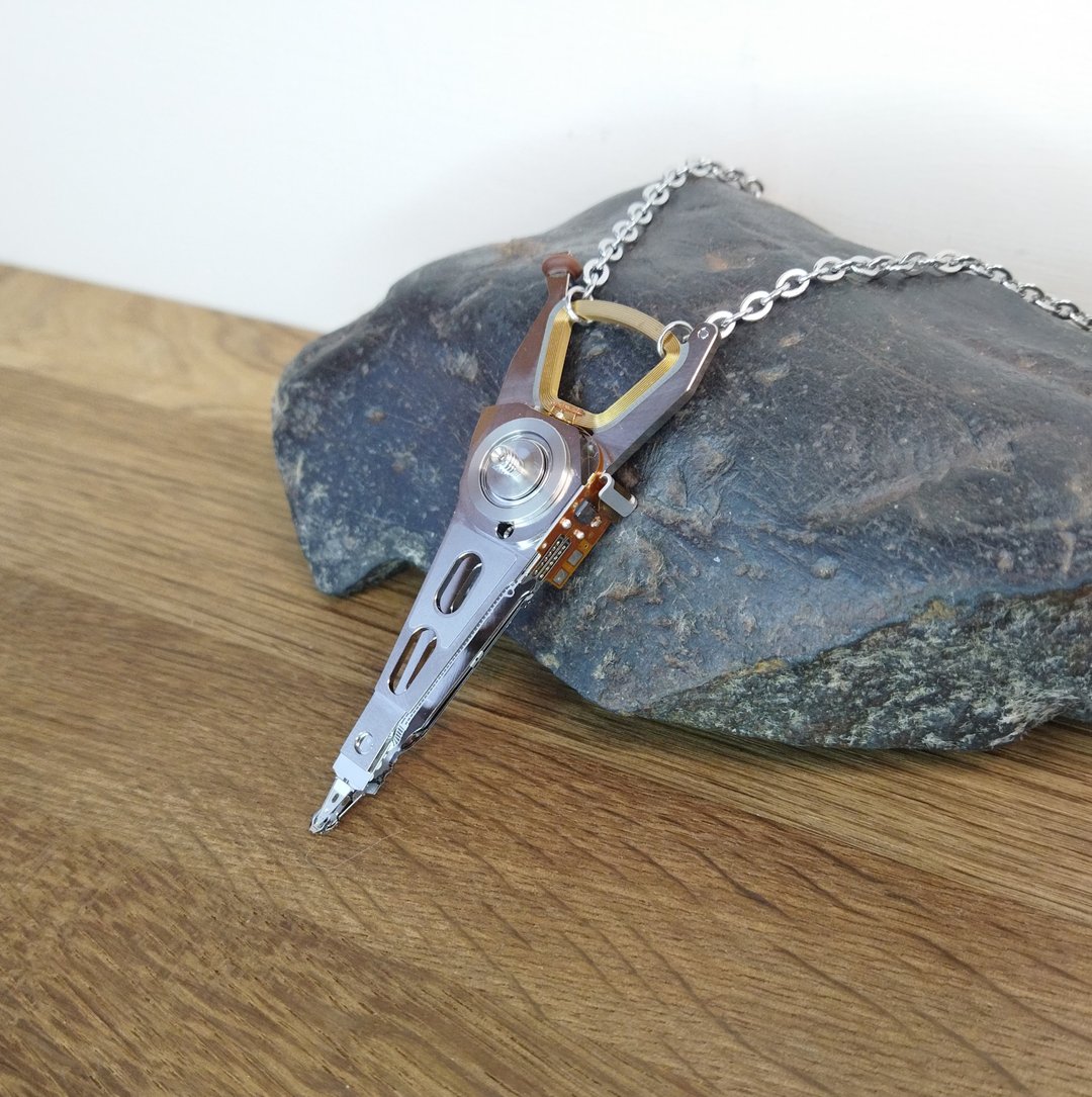 Cyberpunk pendant on chain. Cybercore jewelry. Sci fi necklace Father day gift - 项链 - 铝合金 银色