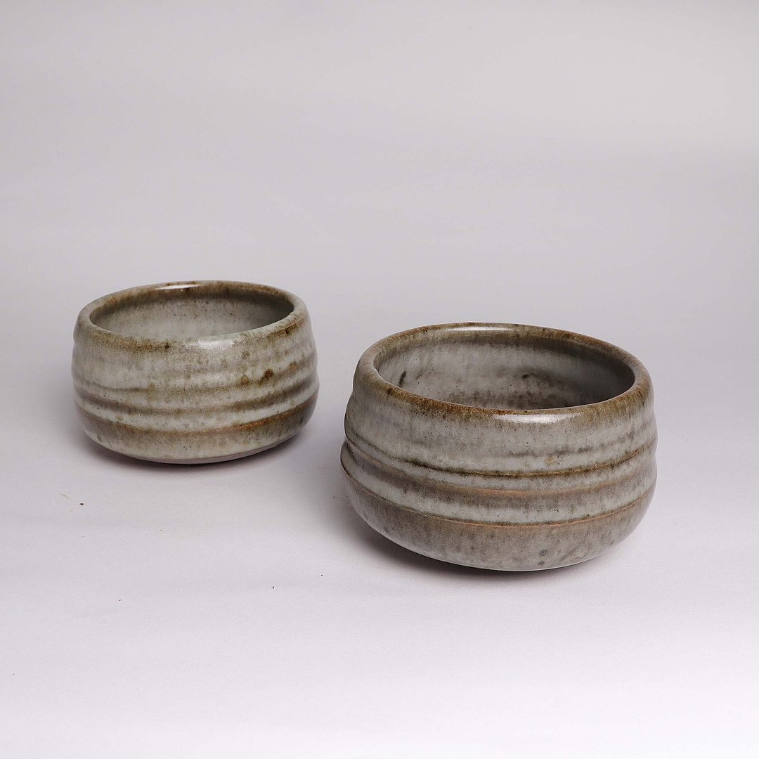 明芽窑 l 柴烧灰釉铁斑茶杯-单一小 - 茶具/茶杯 - 陶 多色