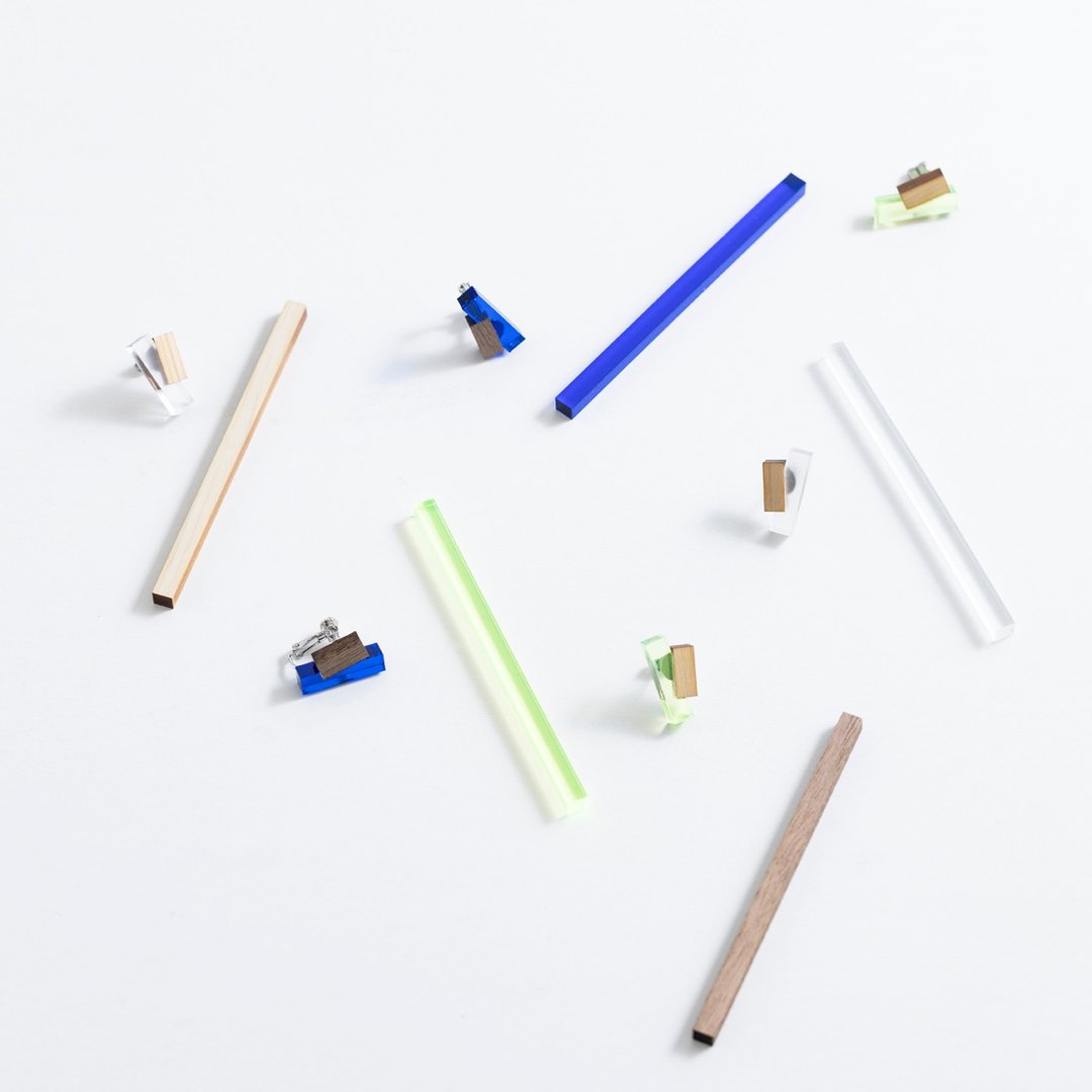 clear stick Clip-On - 耳环/耳夹 - 木头 白色