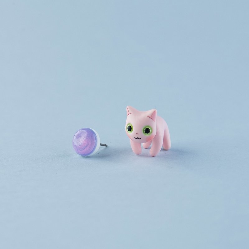 Sphynx Cat - Polymer Clay Earrings, Handmade&Handpaited - 耳环/耳夹 - 粘土 粉红色