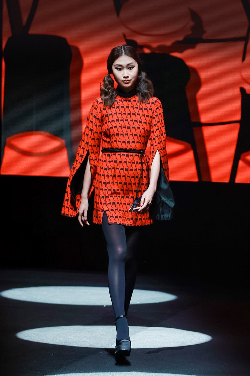 【汽水樽盖】经典士多通花真丝长衫旗袍 | 国潮港风新中式 - 旗袍 - 丝．绢 