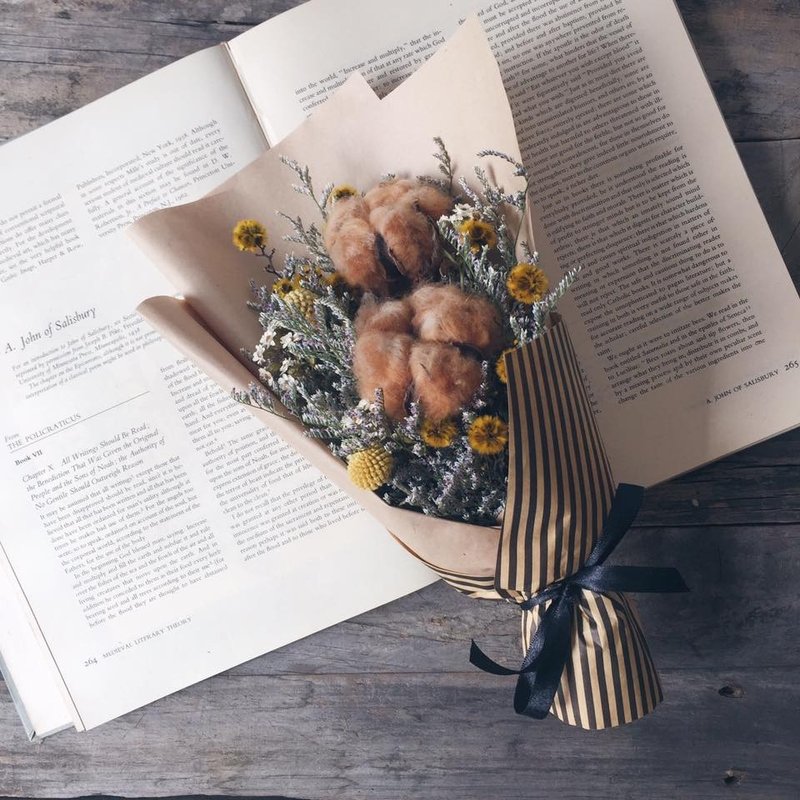 泰迪熊棉花 毕业小花束 - 植栽/盆栽 - 植物．花 金色