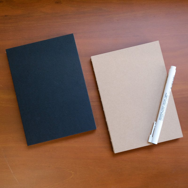 | 定制化礼物 | 手工穿线胶装笔记本 - 笔记本/手帐 - 纸 多色
