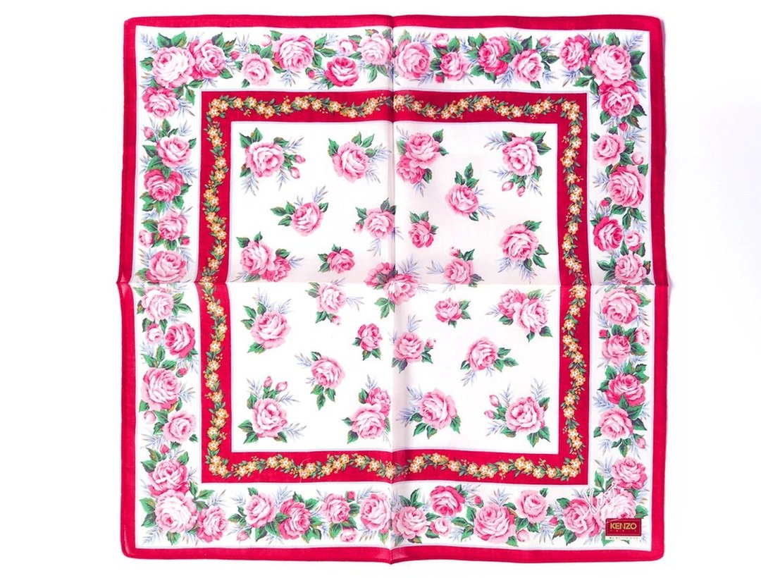 Kenzo Vintage Handkerchief Women Handkerchief Floral Roses 18 x 17.5inches - 手帕/方巾 - 棉 红色