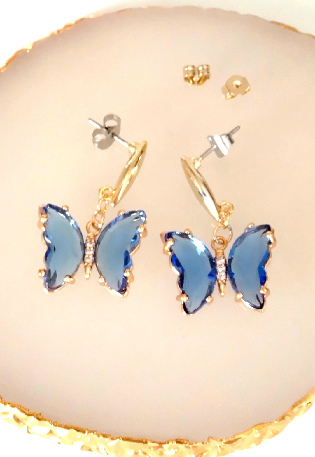 Butterfly piercing earrings - 耳环/耳夹 - 其他金属 蓝色