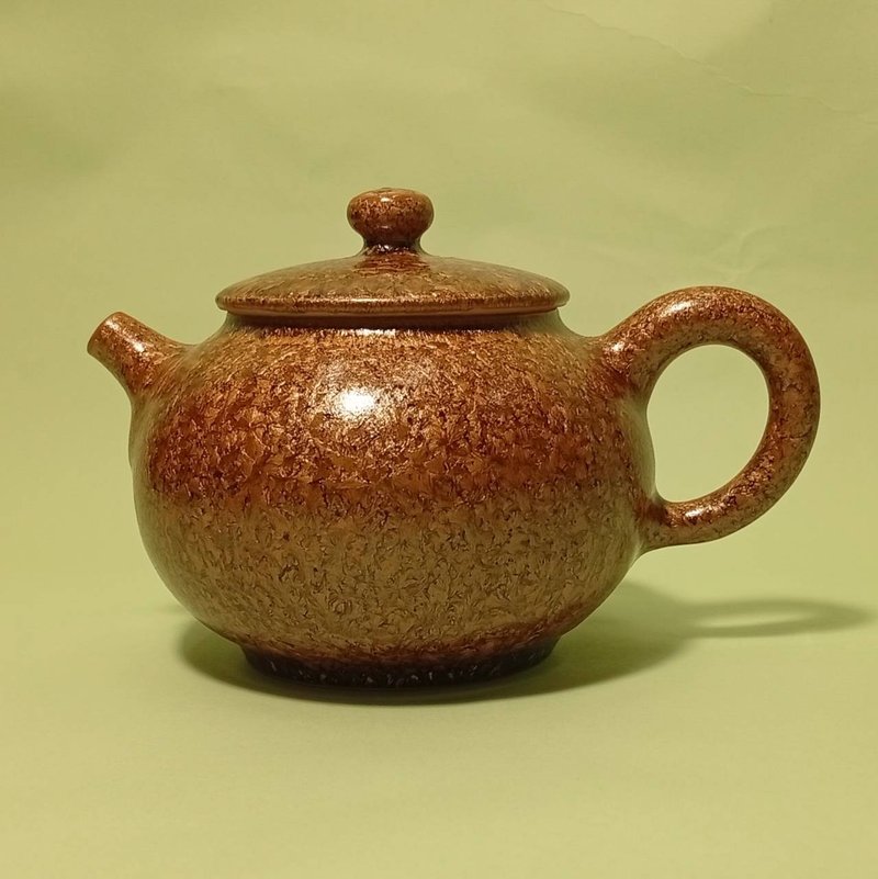 金丝楠木釉手拉壶 - 茶具/茶杯 - 瓷 金色