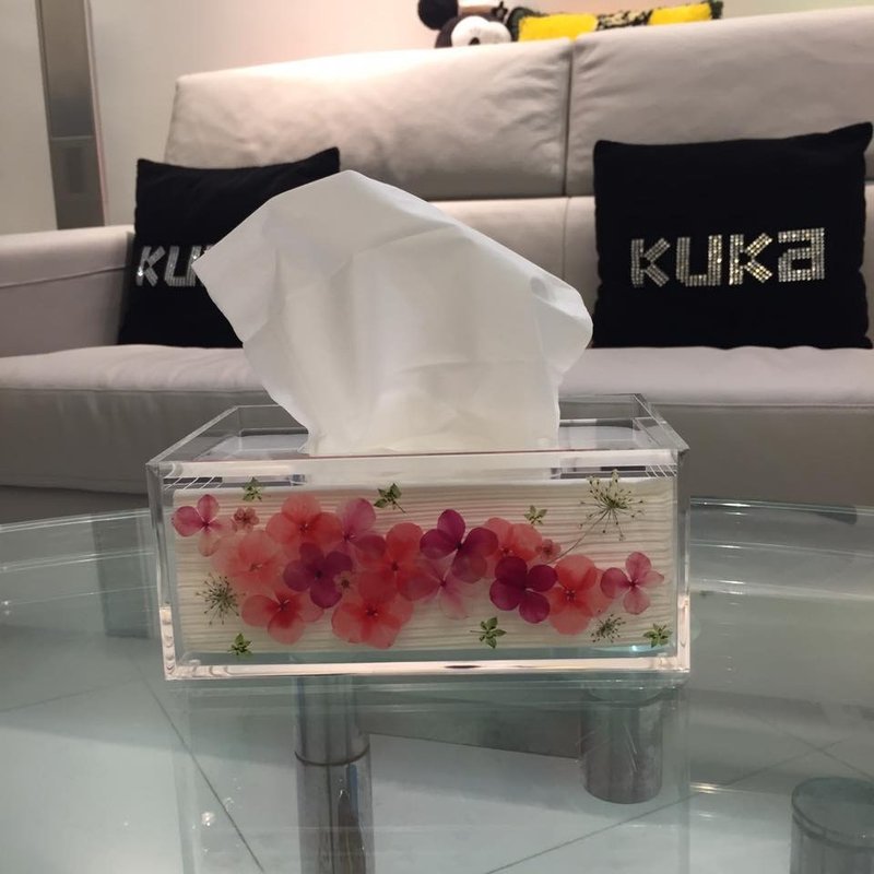 Oone_n_Only Handmade  押花纸巾盒(只限香港地区) - 颈链 - 塑料 