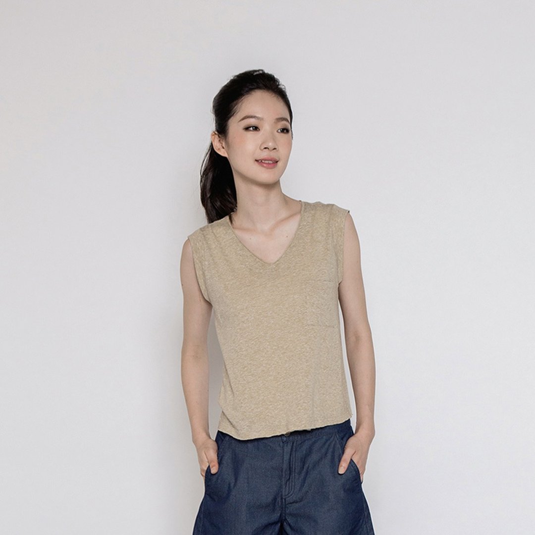 闲适田园休闲背心 Countryside Sleeveless Top T142 - 女装背心 - 其他人造纤维 多色