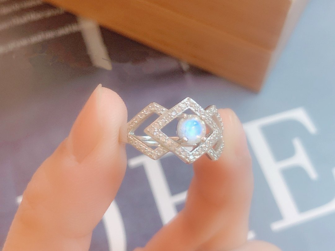 天然月光石 纯银戒指 蓝晕 缕空 时尚 6月生日石 - 戒指 - 纯银 