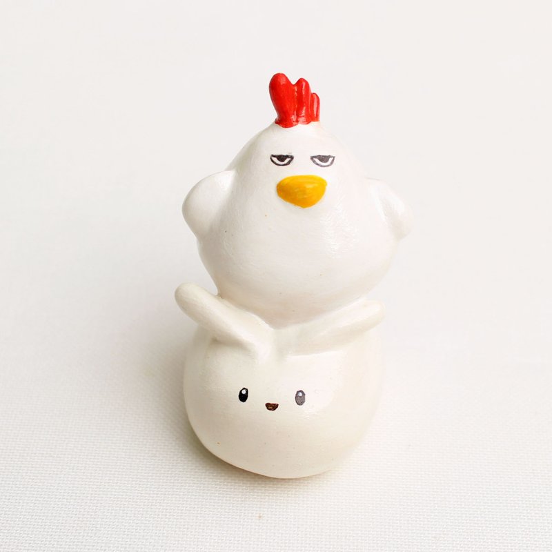 公鸡+兔子 朋友 公仔 / 摆饰 / 鸡年限定 - 摆饰 - 粘土 白色