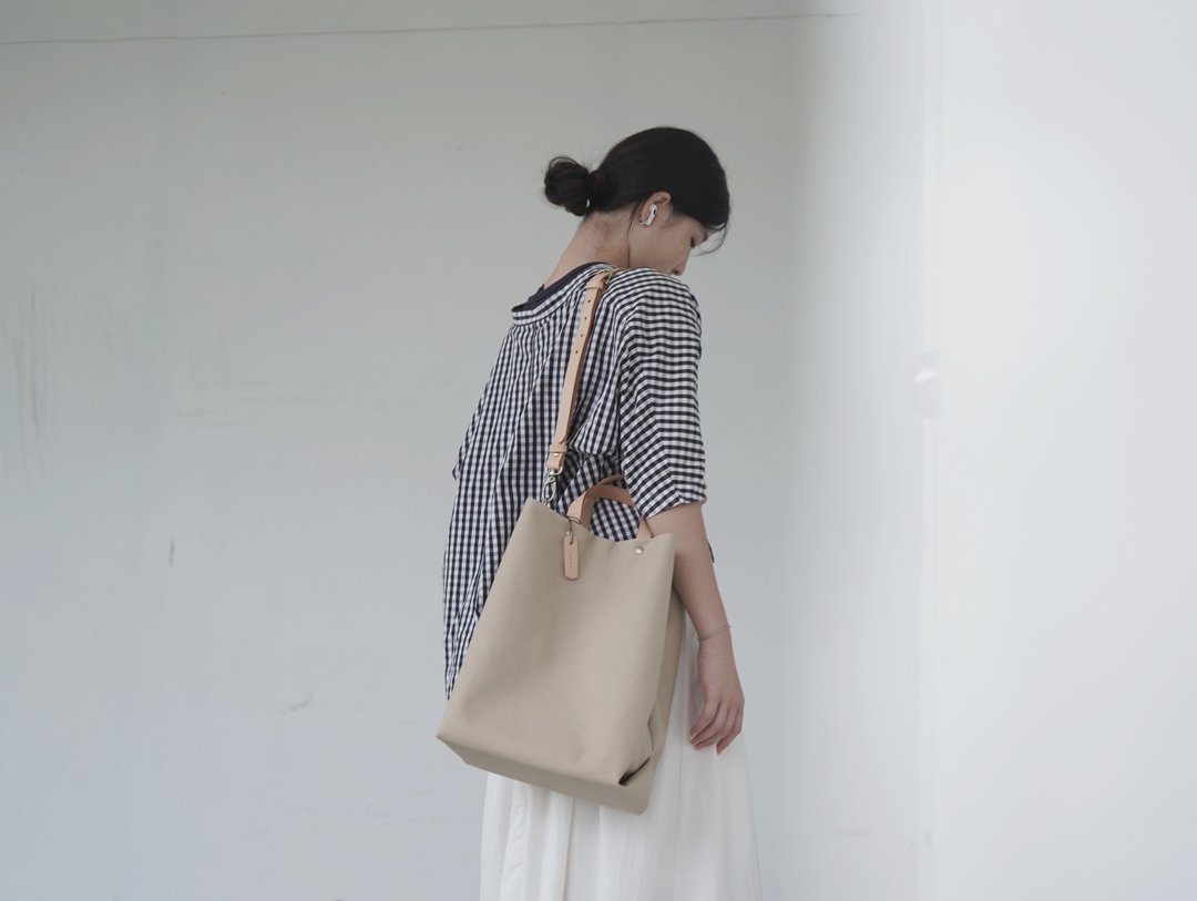 直式托特包 日本八号防水帆布 | 台湾设计制作 预购 85 折 - 手提包/手提袋 - 棉 