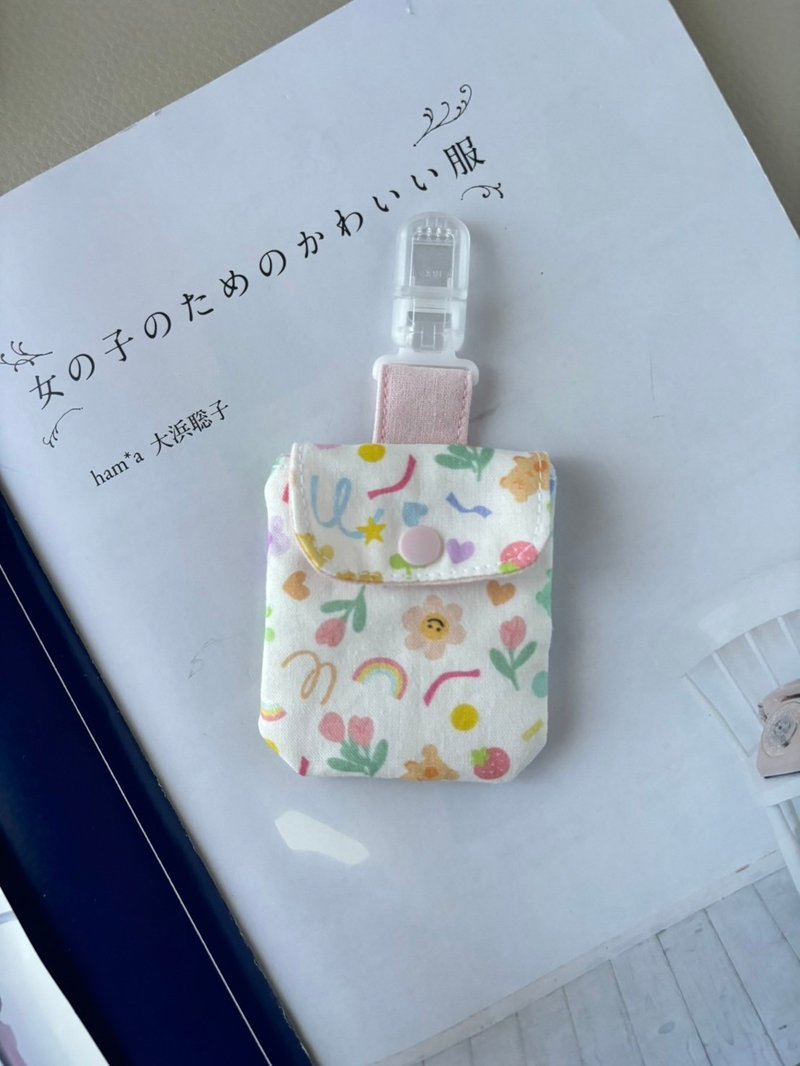 甜心熊熊小花  平安福袋  平安符袋 宝宝婴儿礼 - 平安符/符袋 - 棉．麻 白色
