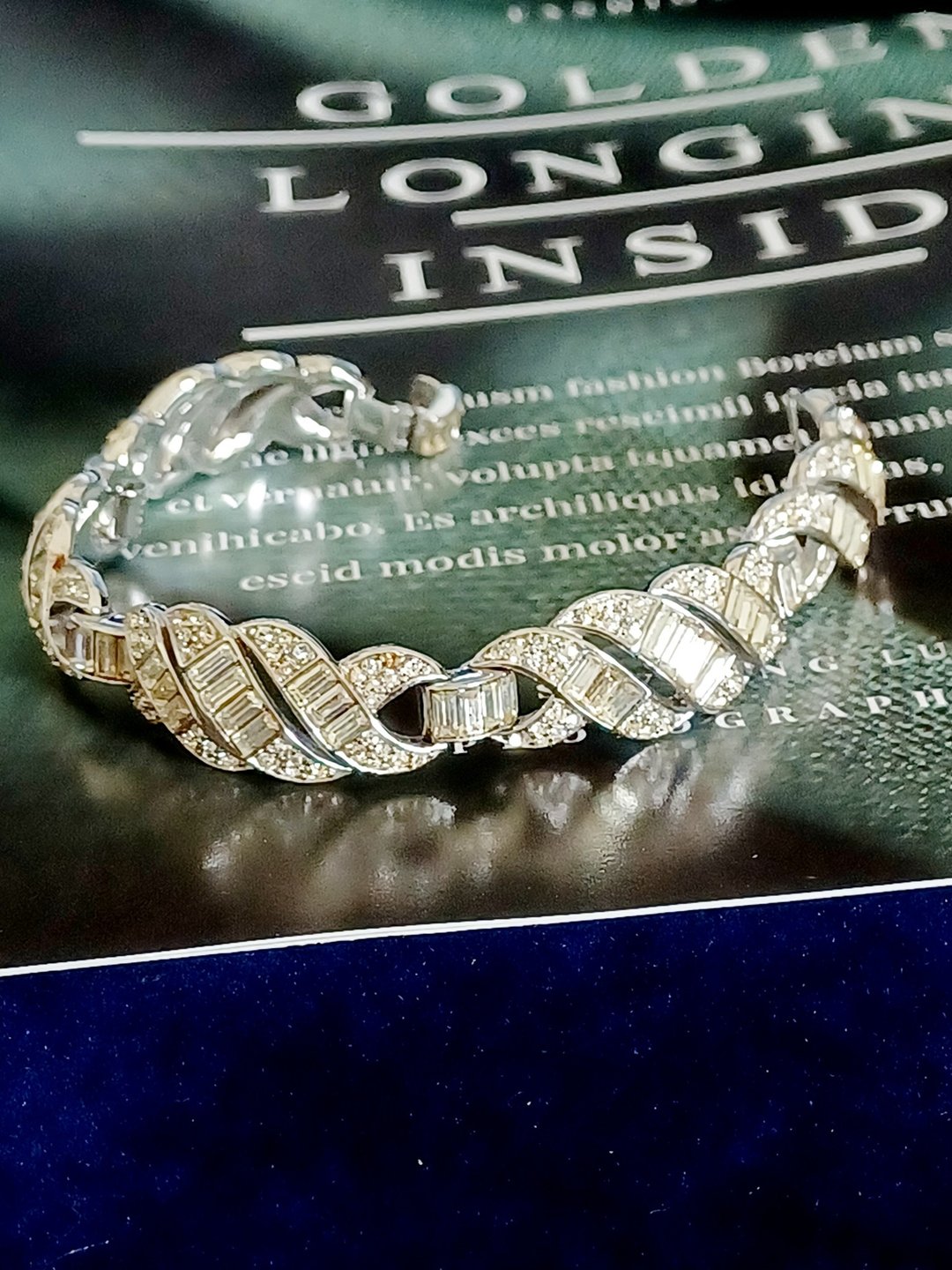 vintage jewelry  Trifari 古董华丽满缀莱茵石 手链 - 手链/手环 - 其他金属 