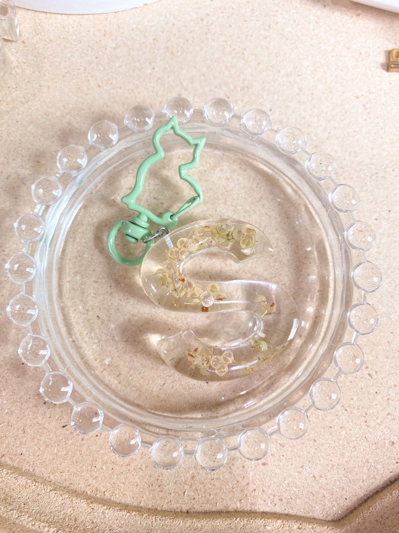 字母数字押花匙扣 - 钥匙链/钥匙包 - 树脂 多色