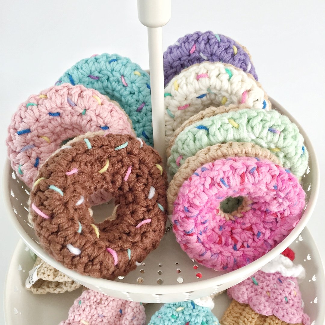 钩针编织 甜甜圈 donut 耳机收纳 挂饰 - 钥匙链/钥匙包 - 棉 