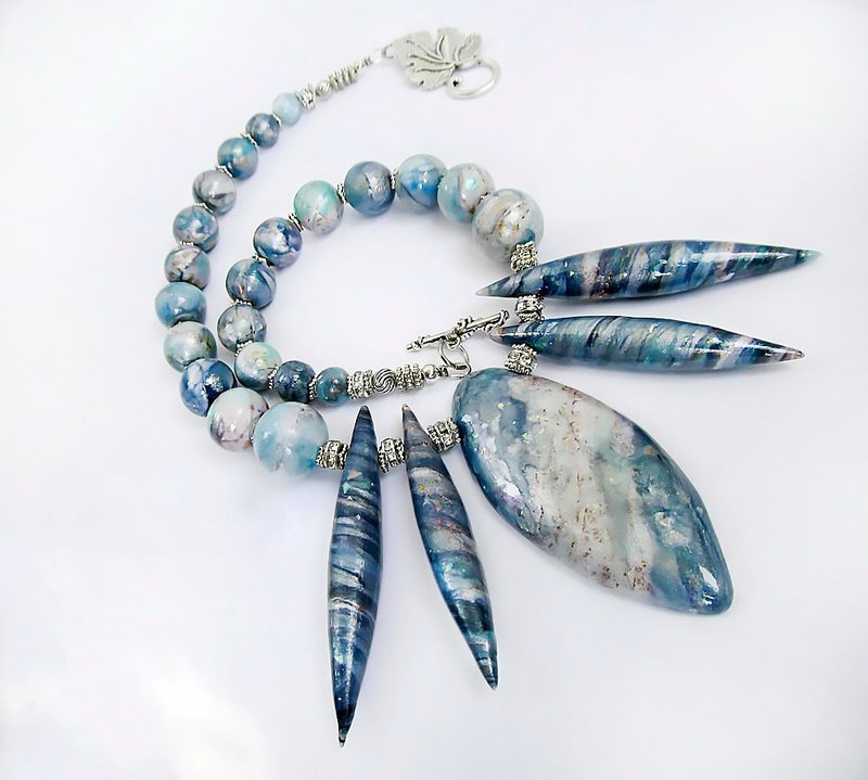 Statement Boho Necklace Ethnic necklace Stone age Prehistoric shaman necklace - 项链 - 粘土 银色