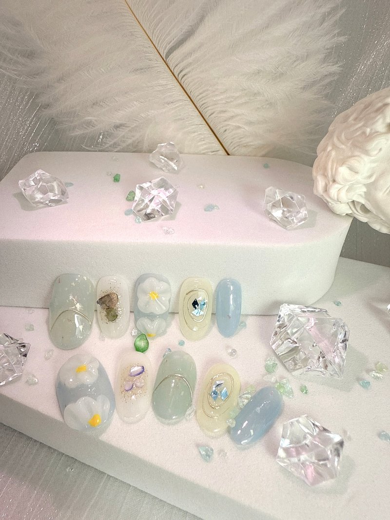 【TING】雾霜花语 - 清透碎光花感穿戴甲 S 码 - 其他 - 塑料 蓝色