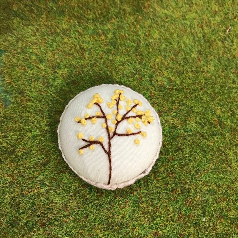 《针线时光系列》黄色风铃木别针 - 胸针 - 纸 黄色