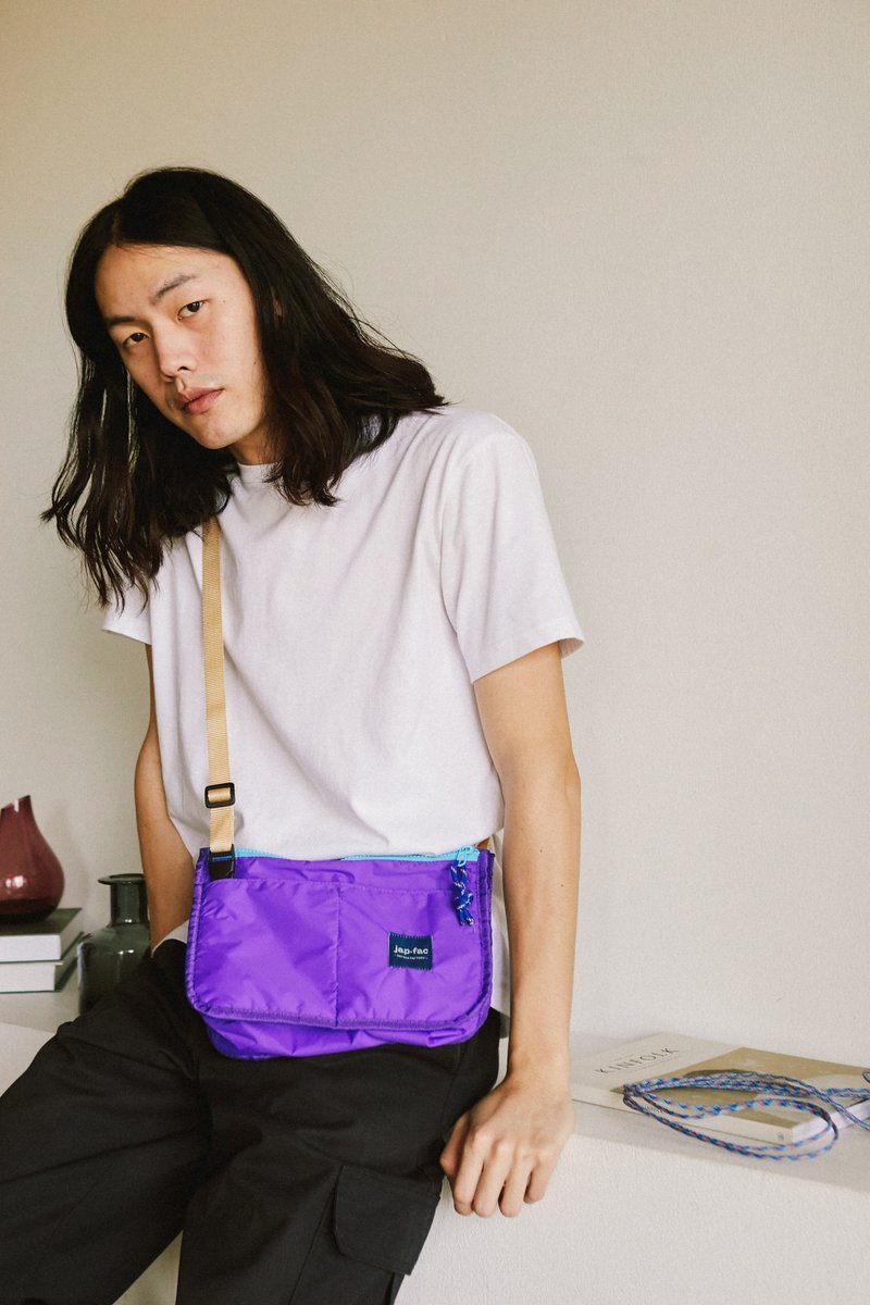 Candy Nylon : Black - 侧背包/斜挎包 - 尼龙 黑色