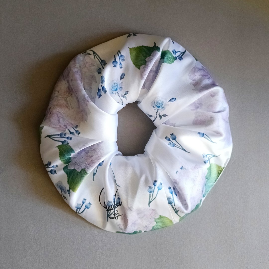 白色花语 - 大甜甜圈发束 - 发饰 - 丝．绢 白色