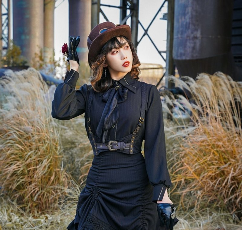 蒸汽朋克 哥特风复古 直筒单排扣暗纹尖领蝴蝶结领衬衫 - 女装上衣 - 其他材质 黑色