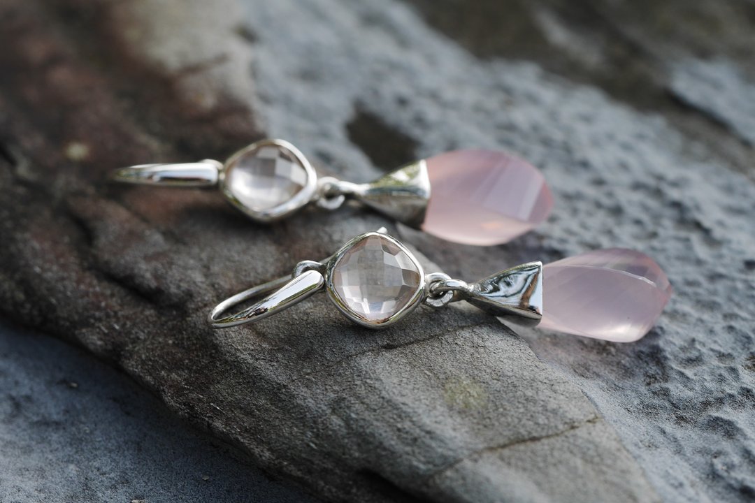 粉晶、蔷薇石英耳环。美好的爱 ∣ Rose Quartz (#RQUNR2) - 耳环/耳夹 - 宝石 