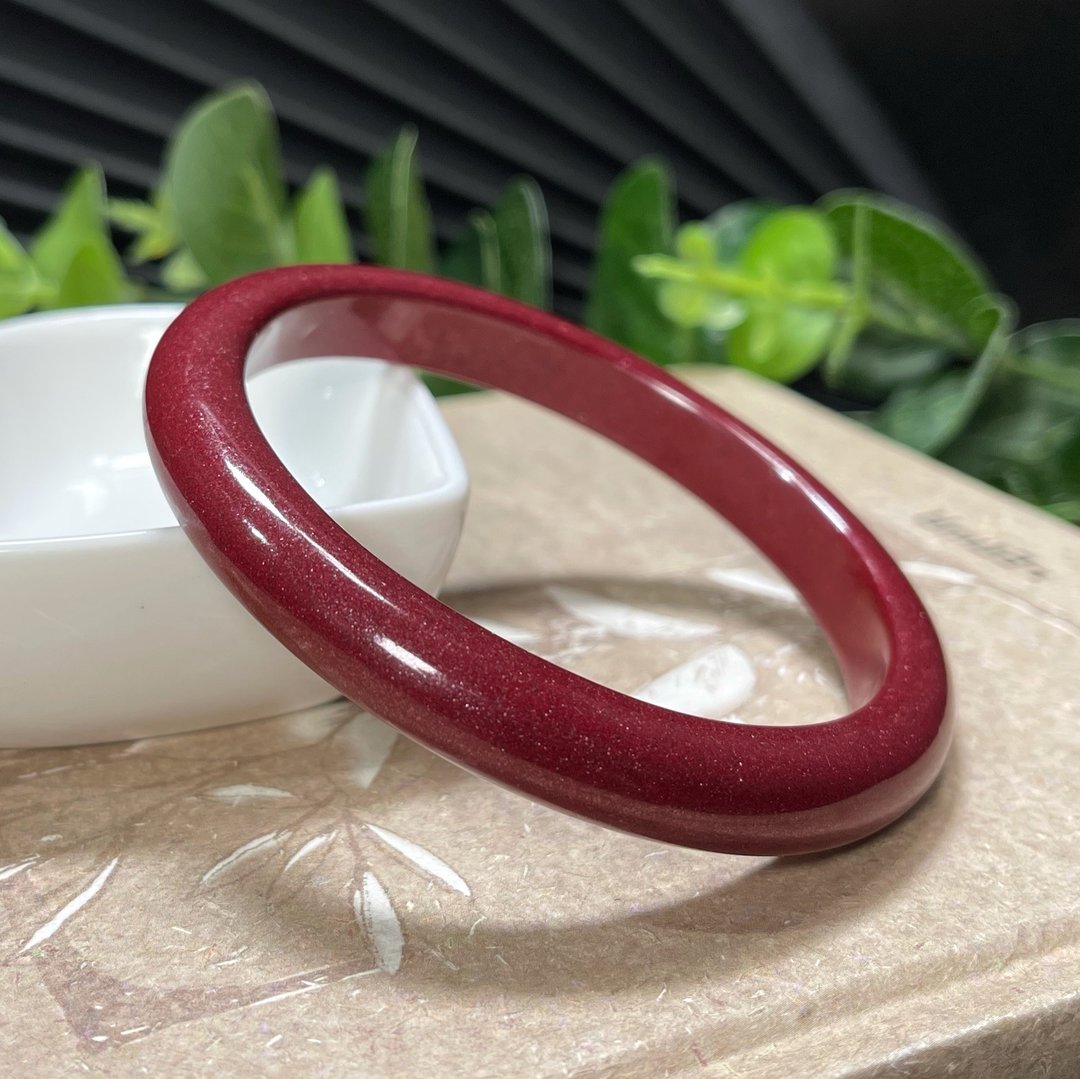 精品紫金砂朱砂手镯65MM 辰砂手环女款 本命年 化太岁 - 手链/手环 - 半宝石 红色