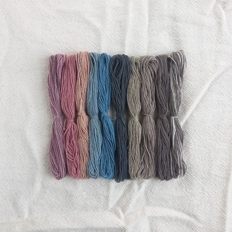 粗线 / 大地色和细微差别 12m x 10 种颜色 / 植物染色棉线 1mm 粗 /绣线、刺子线、十字绣、包边、织补 - 编织/刺绣/羊毛毡/裁缝 - 棉．麻 多色