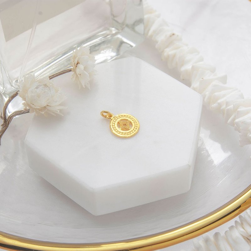 藏宝箱金饰 9999 黄金纯金 坠子/项链/锁骨链 古钱 招财守财 - 项链 - 24k 金 金色