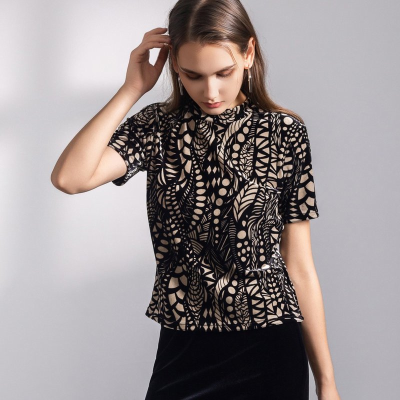 【MEDUSA】台湾制 丝绒印花半高领短袖上衣(M-XL) | 上班上衣 - 女装上衣 - 聚酯纤维 黑色