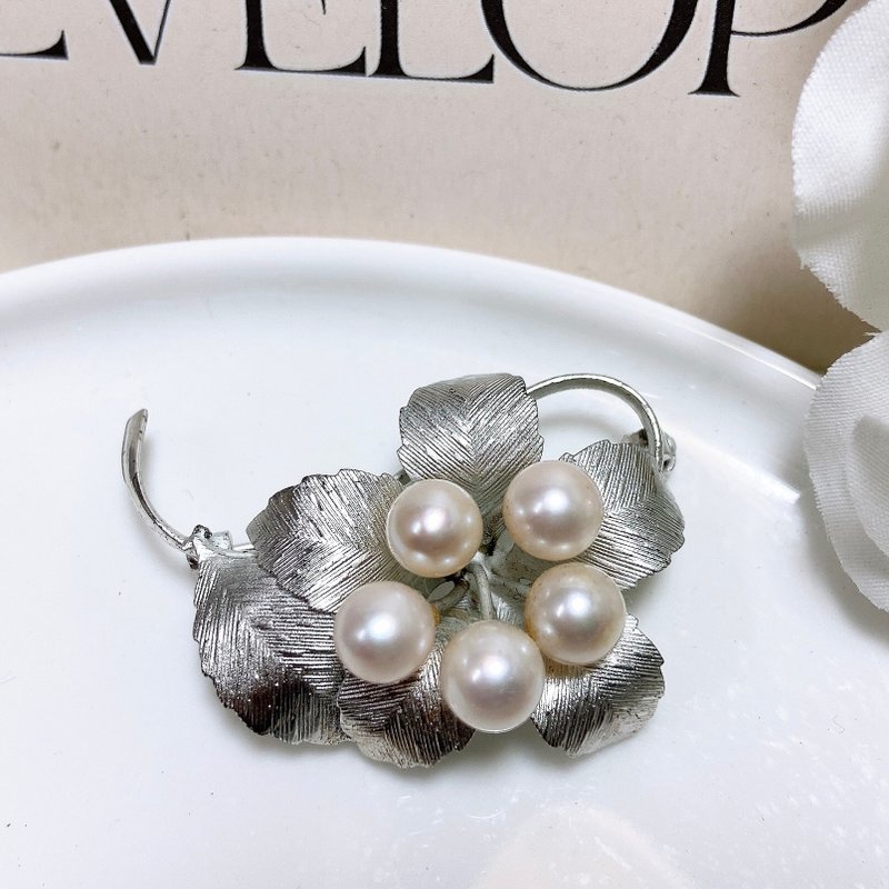 【西洋古董饰品】稀有意大利纯银纯珍珠天然花叶绽放胸针胸章 - 胸针 - 贵金属 银色