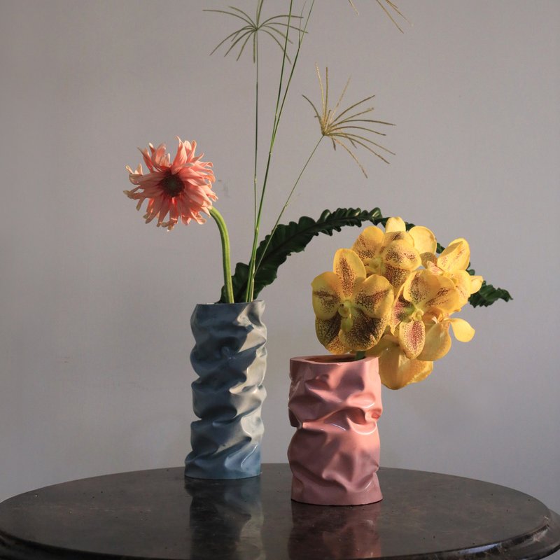 Artpartment 波瓶 / 手作 / 花器 - 花瓶/陶器 - 水泥 