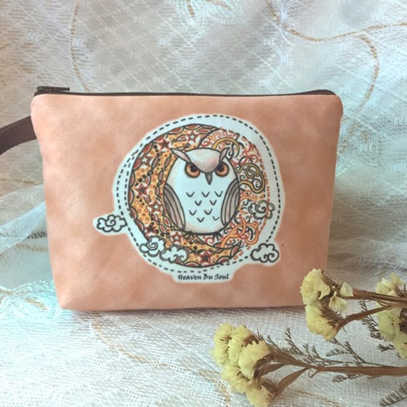 <秘境之生>星光下的猫头鹰 手拿包 化妆包 收纳 票卡 插画 - 手拿包 - 聚酯纤维 咖啡色