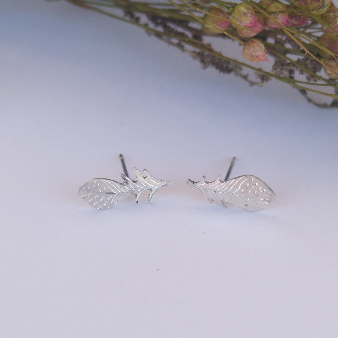 Silver 950 feather earrings - 耳环/耳夹 - 银 银色