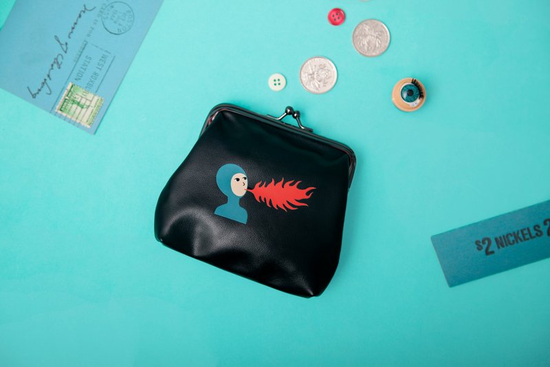 YIZISTORE 皮革印花口金零钱包－喷火少女 - 零钱包 - 真皮 黑色