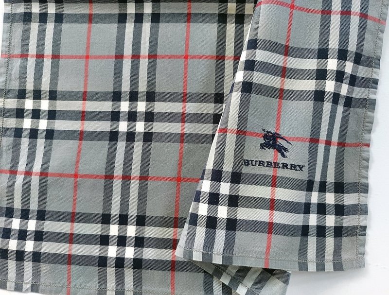 Burberry 复古手帕 口袋巾 灰色 Nova Check 19 x 18.5 英寸 - 手帕/方巾 - 棉．麻 灰色