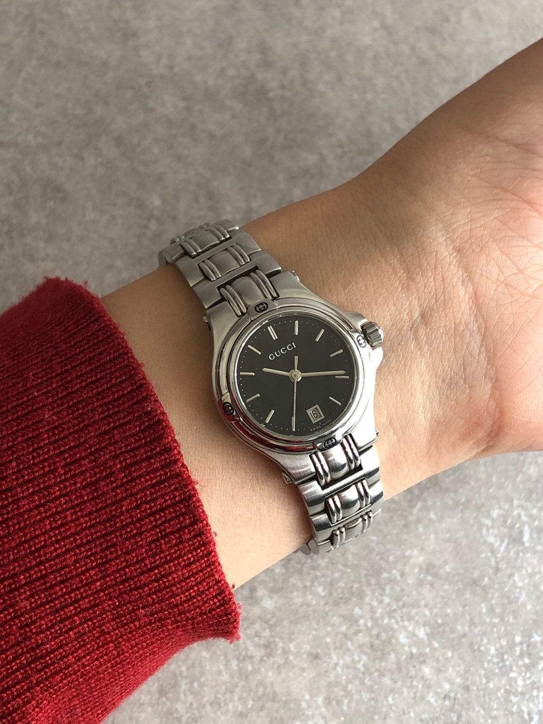 【VintageShop solo 日本直送中古包专卖店】GUCCI 古驰 腕表 银色 x 黑色 品牌标志 不锈钢 9040L vintage fdpzxa - 女表 - 不锈钢 银色