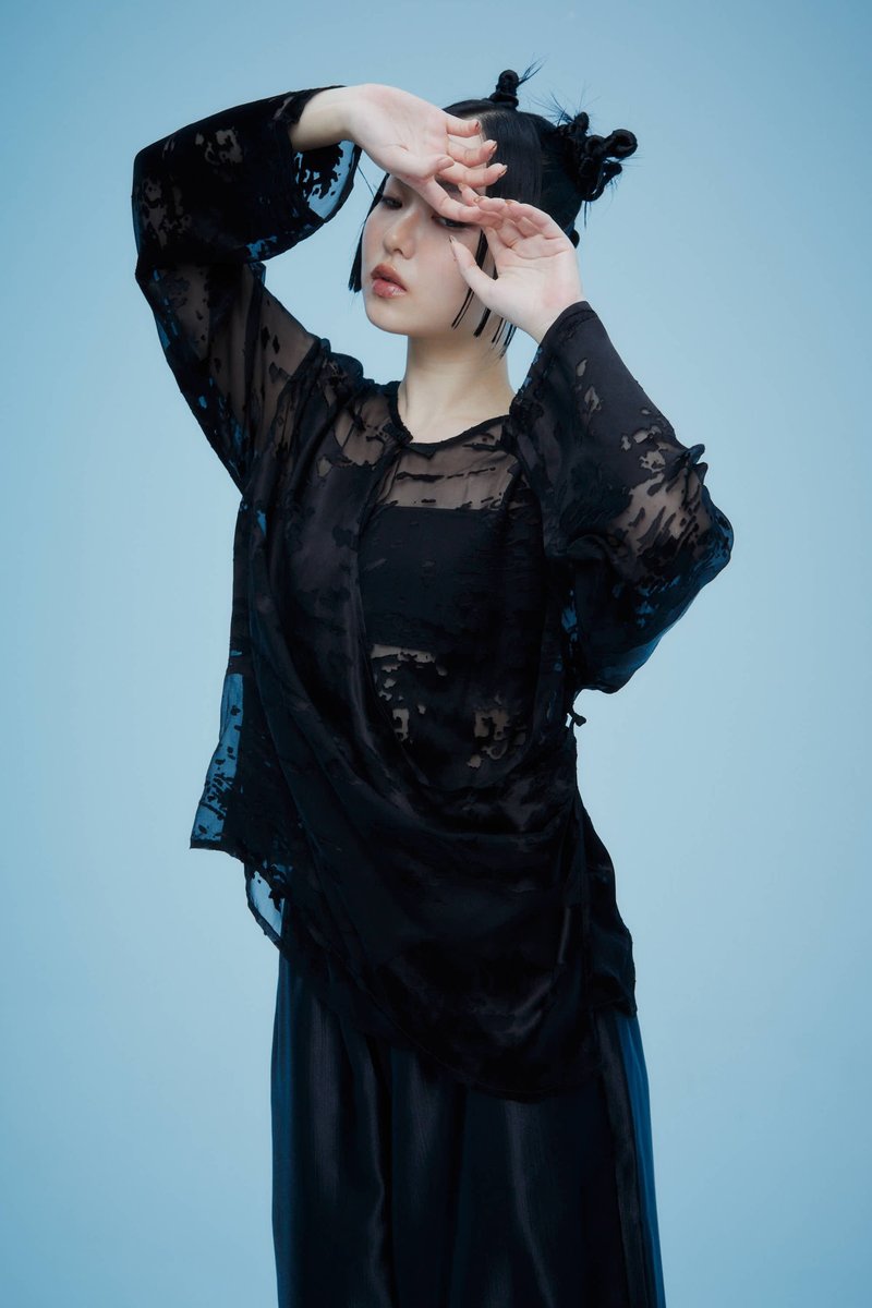 烦恼心黑色真丝泼墨垂坠新中式上衣 - 女装上衣 - 丝．绢 黑色