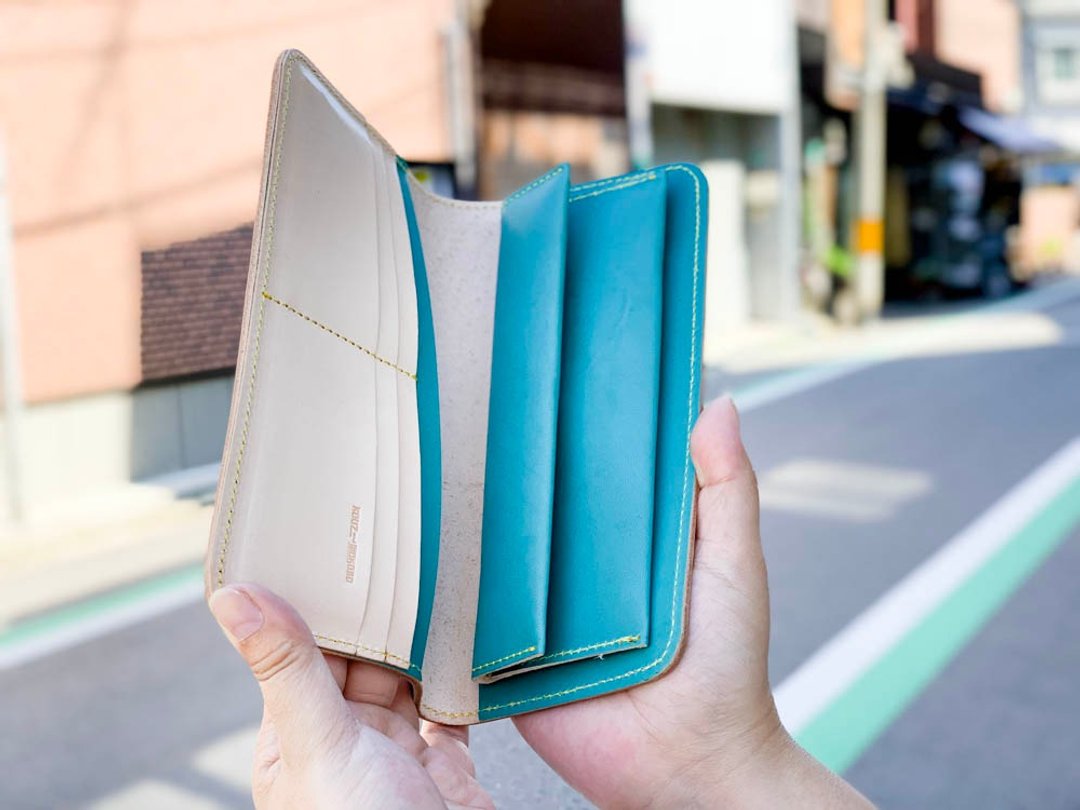LONG Gray and turquoise weather sky Long flat wallet Plump coin purse LFW-HTTWT-Y - 皮夹/钱包 - 真皮 蓝色