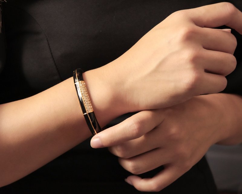 奥地利Swarovski名牌古董 俐落几何黑珐琅镶莱茵石 镀金手镯 - 手链/手环 - 其他金属 黑色