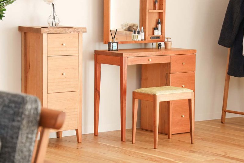 飞驒家具 ARTS CRAFT JAPAN 椅凳 Fata - 椅子/沙发 - 木头 