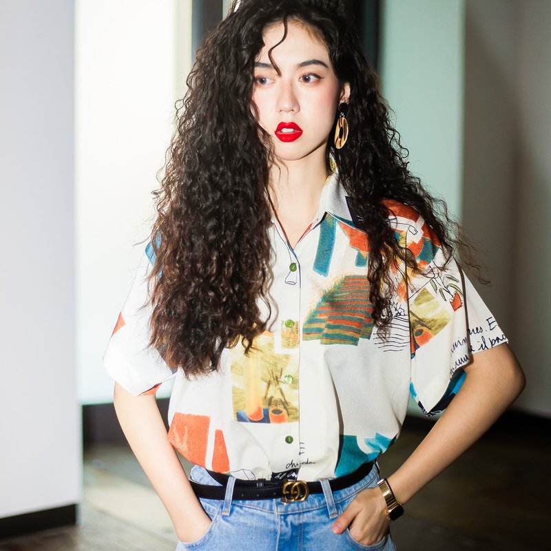 ziziFei古着感港风衬衫女复古冷淡vintage宽松印花短袖花衬衣雪纺 - 女装衬衫 - 其他材质 白色