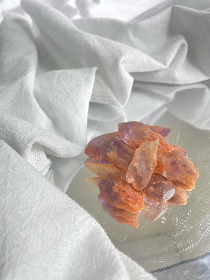 紫晶 银山 原矿 高能量 冥想 骨干 (100g) 小约2-4cm - 其他 - 水晶 多色