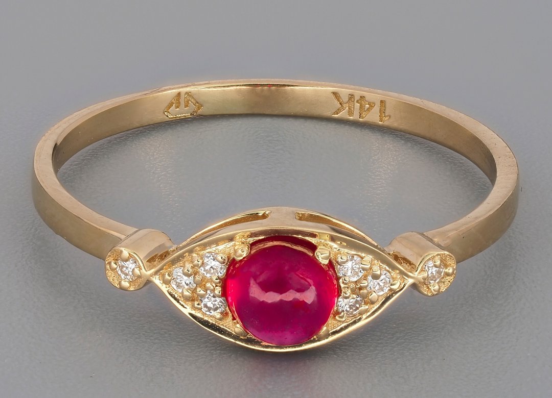 14k gold eye ring with ruby and diamonds - 戒指 - 贵金属 金色