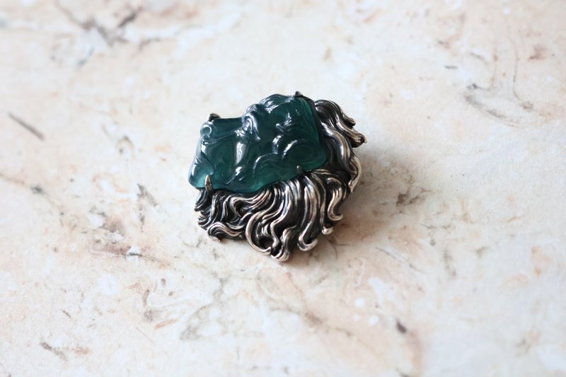 Journal-纯天然A货翡翠(危地马拉)冰种老蓝水希腊狮王 925银坠子 - 项链 - 宝石 