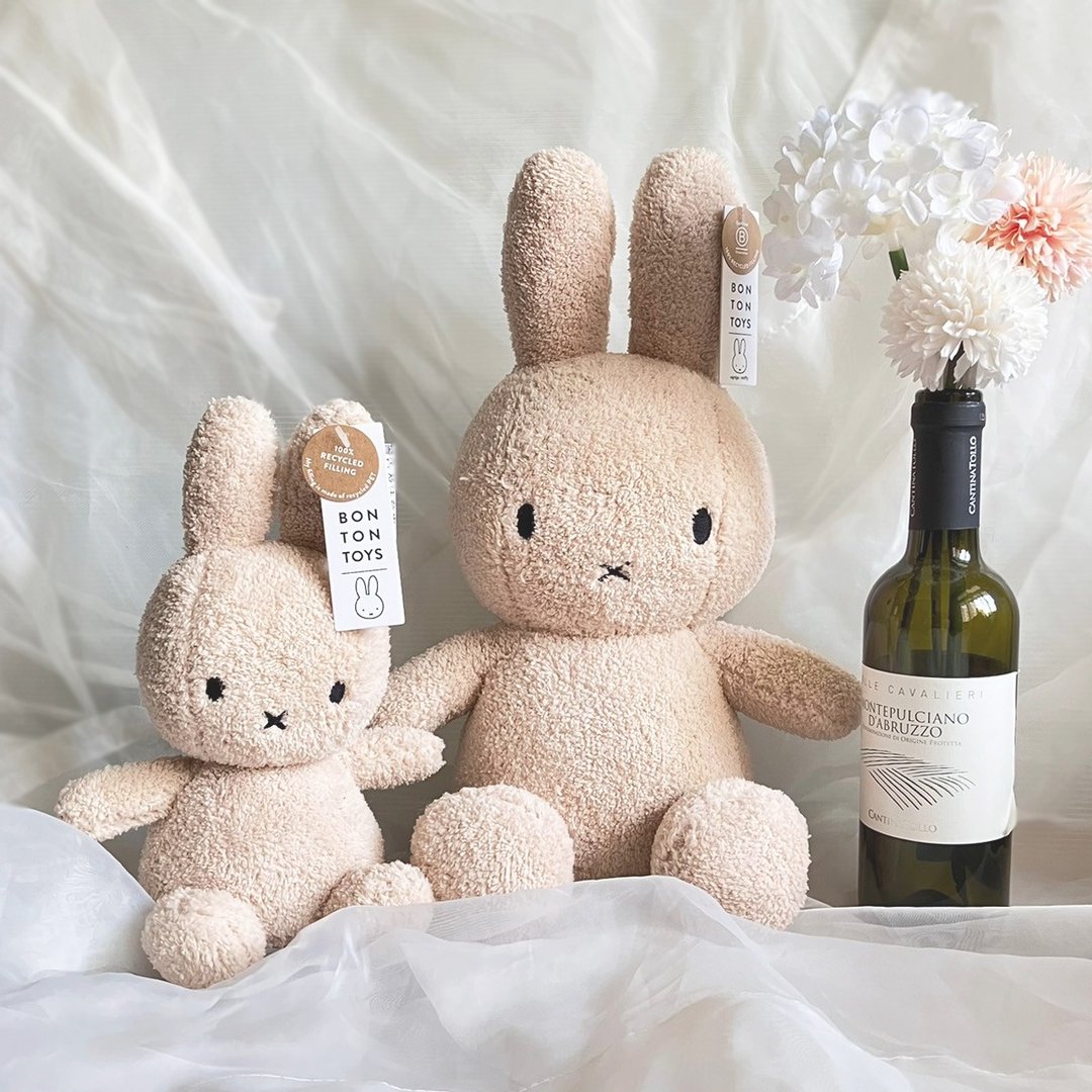 BON TON TOYS Terry 米菲兔填充玩偶 - 奶茶 33cm - 玩偶/公仔 - 聚酯纤维 多色