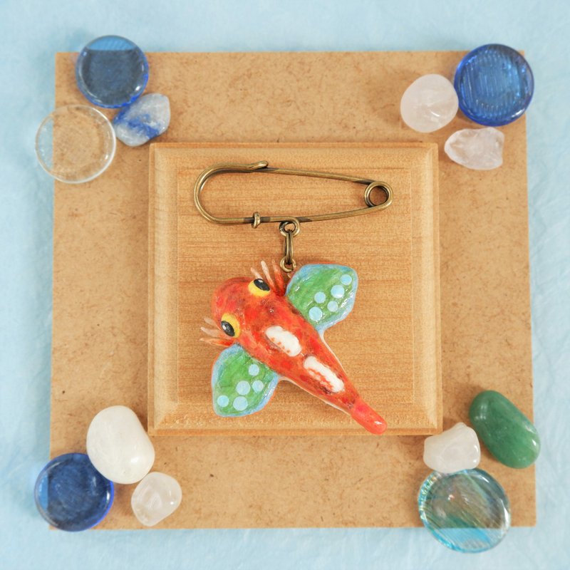 Japanese paper colored gurnard brooch - 胸针 - 粘土 红色