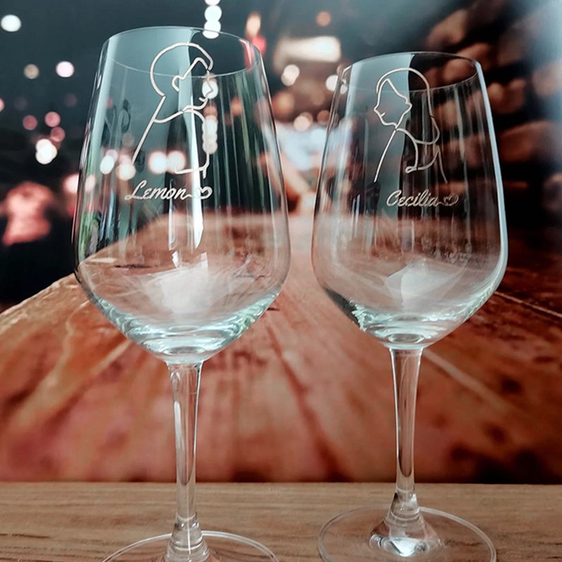 Minimalist | 简单爱系列情侣线条雕刻红酒对杯 文字雕刻情侣礼物 - 酒杯/酒器 - 玻璃 
